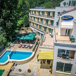 Benvita Hotel
